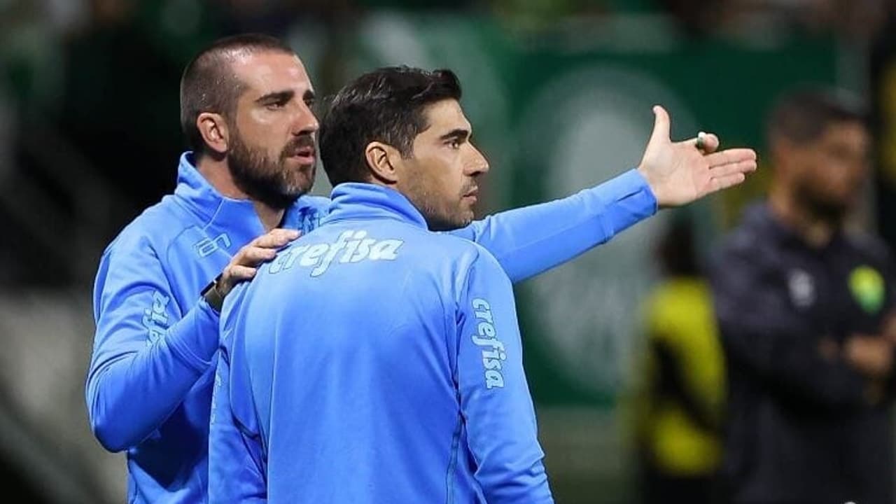 Auxiliar do Palmeiras critica arbitragem de Daronco: 