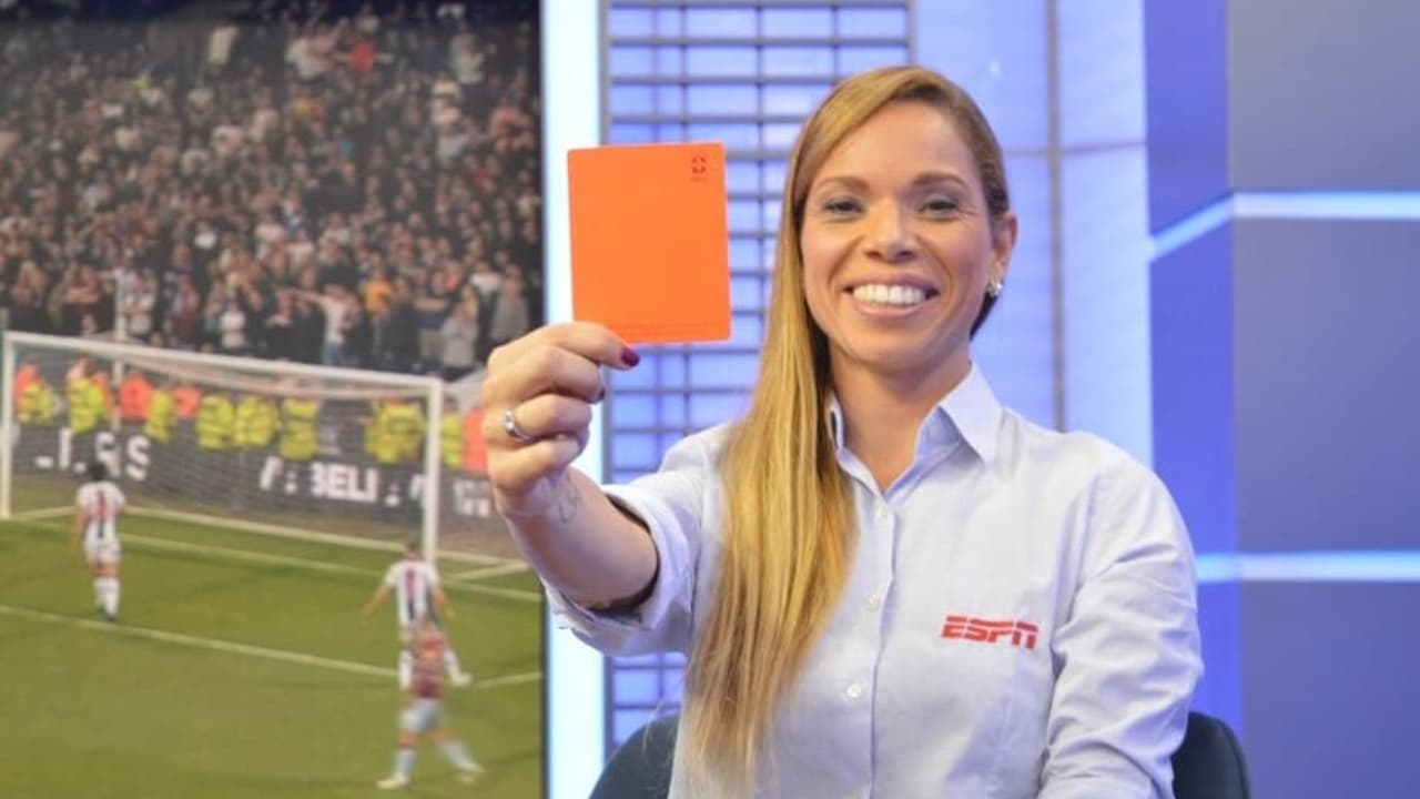 Polêmica: Renata Ruel analisa lance contestado em Botafogo x Palmeiras