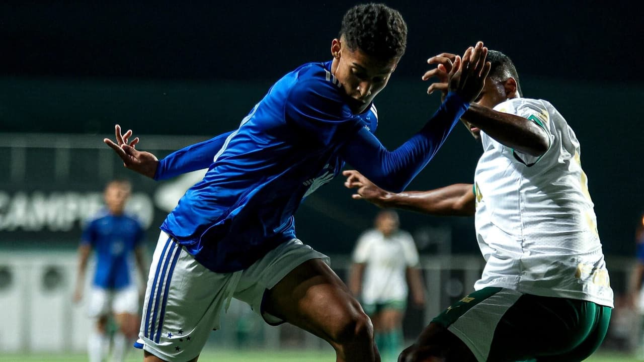 JOGAÇO! Cruzeiro e Palmeiras empatam jogo movimentado na final do Brasileirão Sub-20