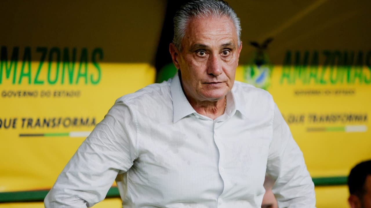 Tite rebate jornalista e nega contratação de Benedetto pelo Flamengo