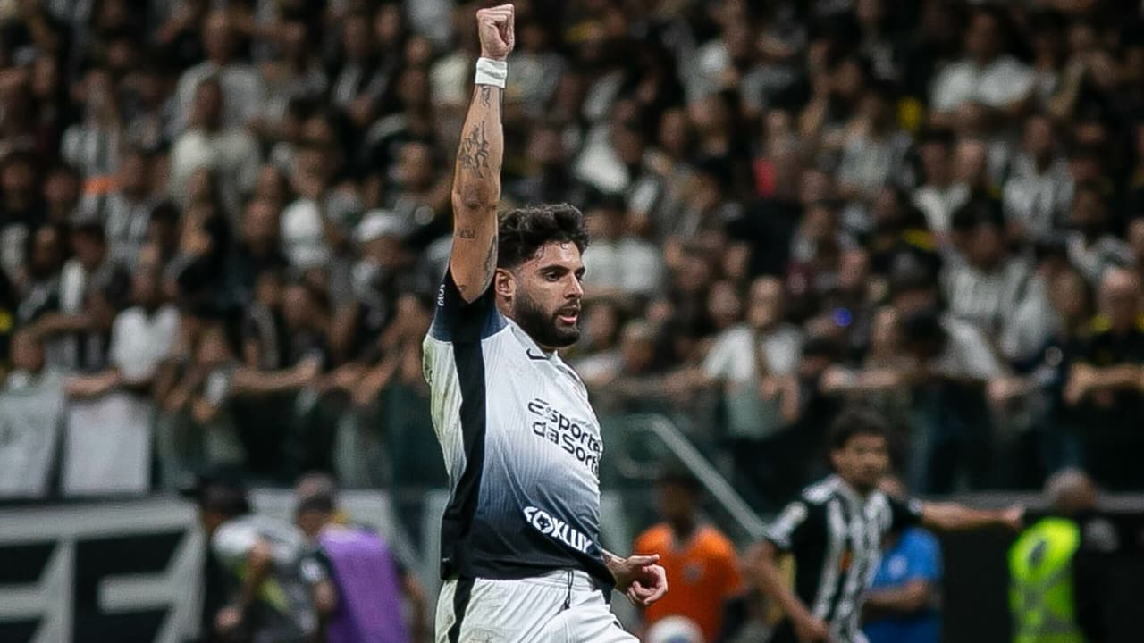 Auxiliar do Corinthians elogia qualidade de Yuri Alberto: 