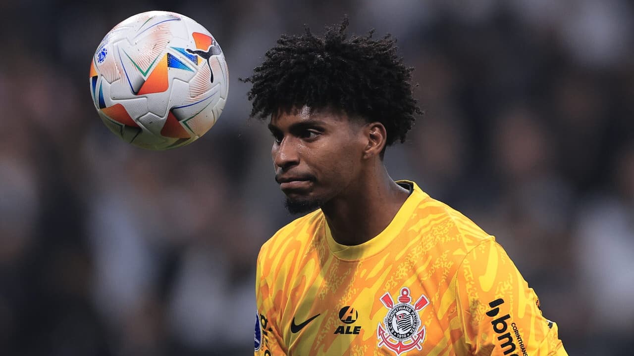 Corinthians enfrenta situação difícil após declaração de Hugo Souza