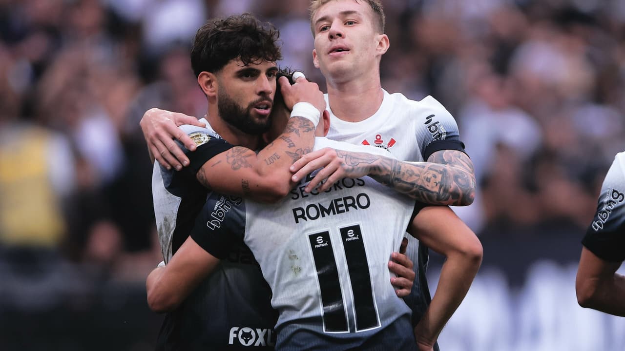 Romero brilha com dois gols em estreia de Depay no Corinthians