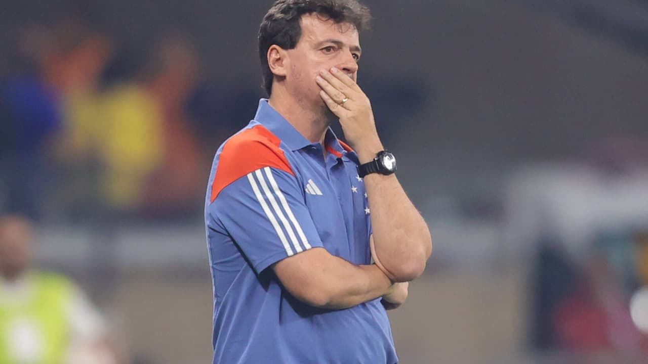 Fernando Diniz ausente no comando do Cruzeiro contra o Vasco: entenda.