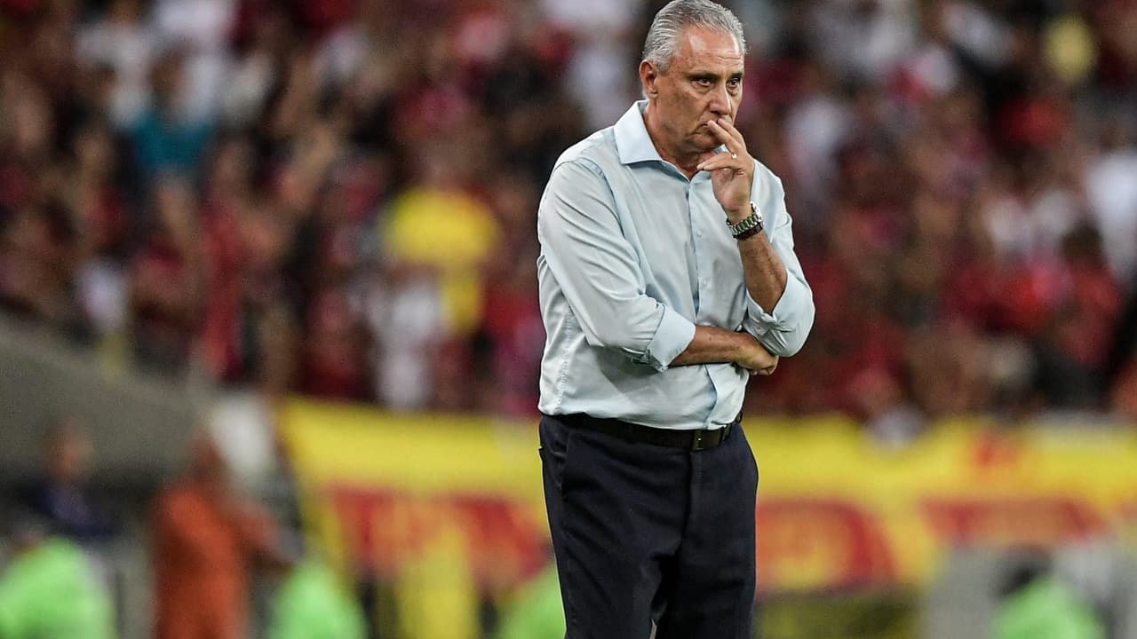flamengo mantém técnico durante temporada: relembre última vez em contexto futebolístico