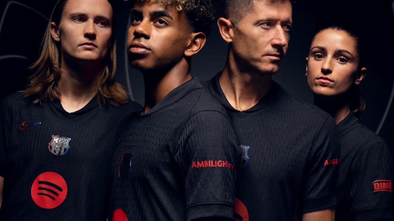 Podendo chegar a R$ 934, Barcelona lança segunda camisa - Lance!