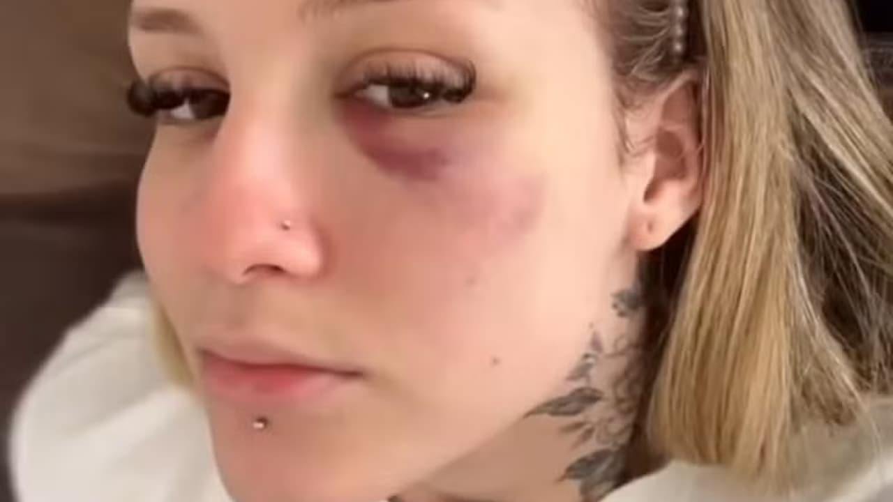 Irmã de Clara Monteiro nega acusações contra Caio Paulista no futebol.