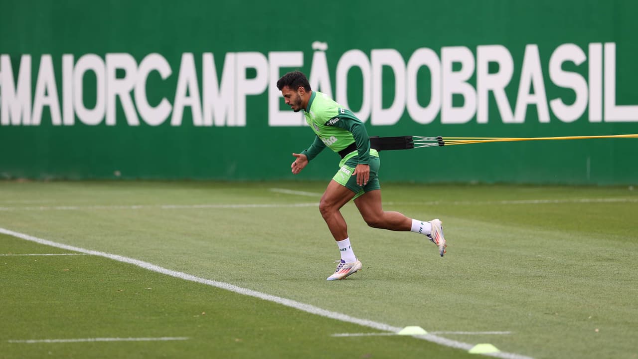 Lesão na Coxa de Estevão o Coloca como Dúvida Contra o Vasco.
