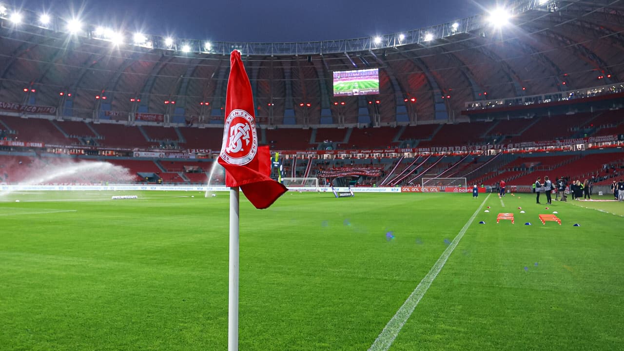 Inter realiza promoção para lotar o Beira-Rio contra o Vitória pelo ...
