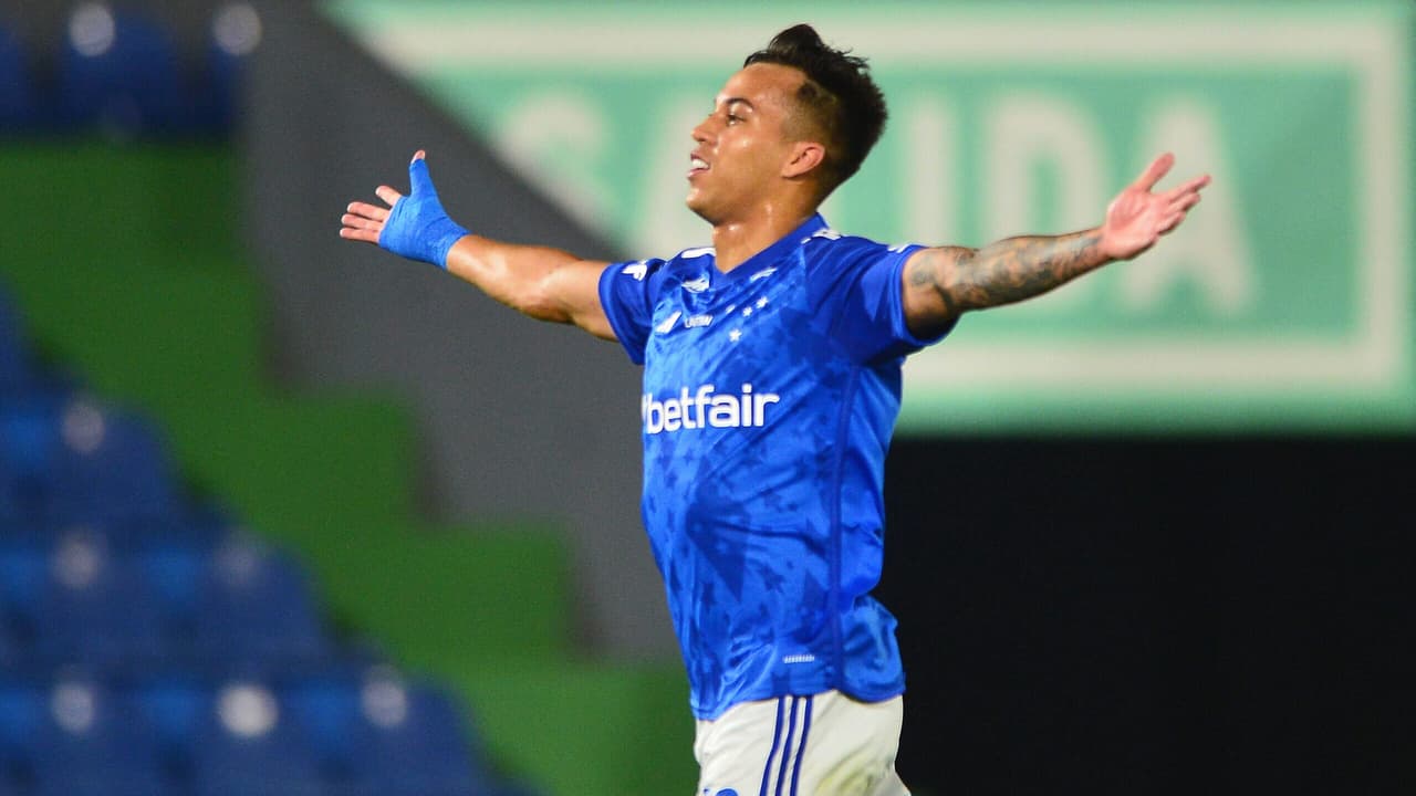 cruzeiro encaminha classificação para semifinal da sul-americana após abrir vantagem