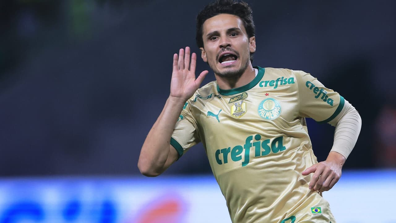 VOLTA BRILHAR?! Veiga busca titularidade no estádio onde foi protagonista pelo Palmeiras em 2023