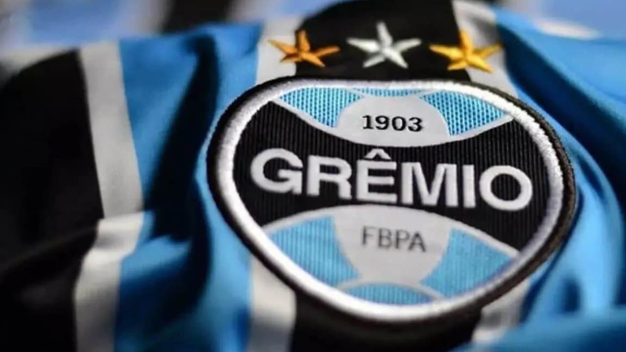 Grêmio Comenta Suposta Injúria Racial com Carlinhos, do Flamengo.