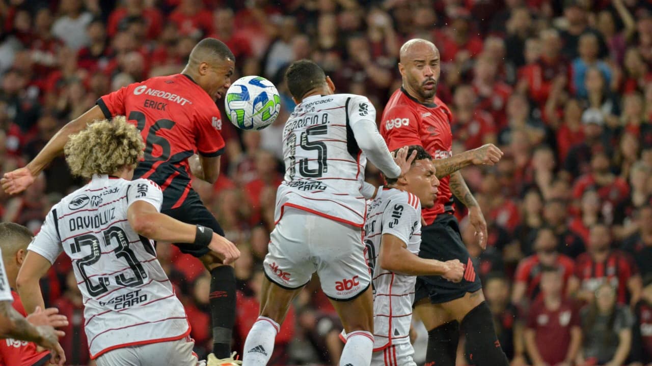 BOM RETROSPECTO! Veja o histórico de confrontos entre Flamengo e Athletico-PR