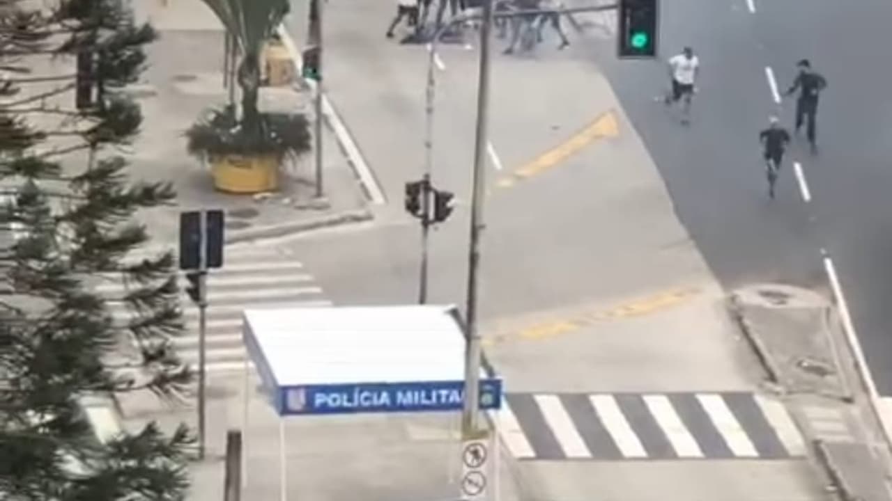 Briga entre torcidas de Flamengo e Vasco resulta em detidos e feridos