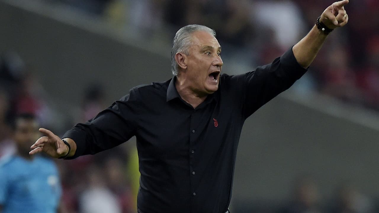 Tite questionado por Renato Maurício Prado após derrota do Flamengo: sentido duvidoso.