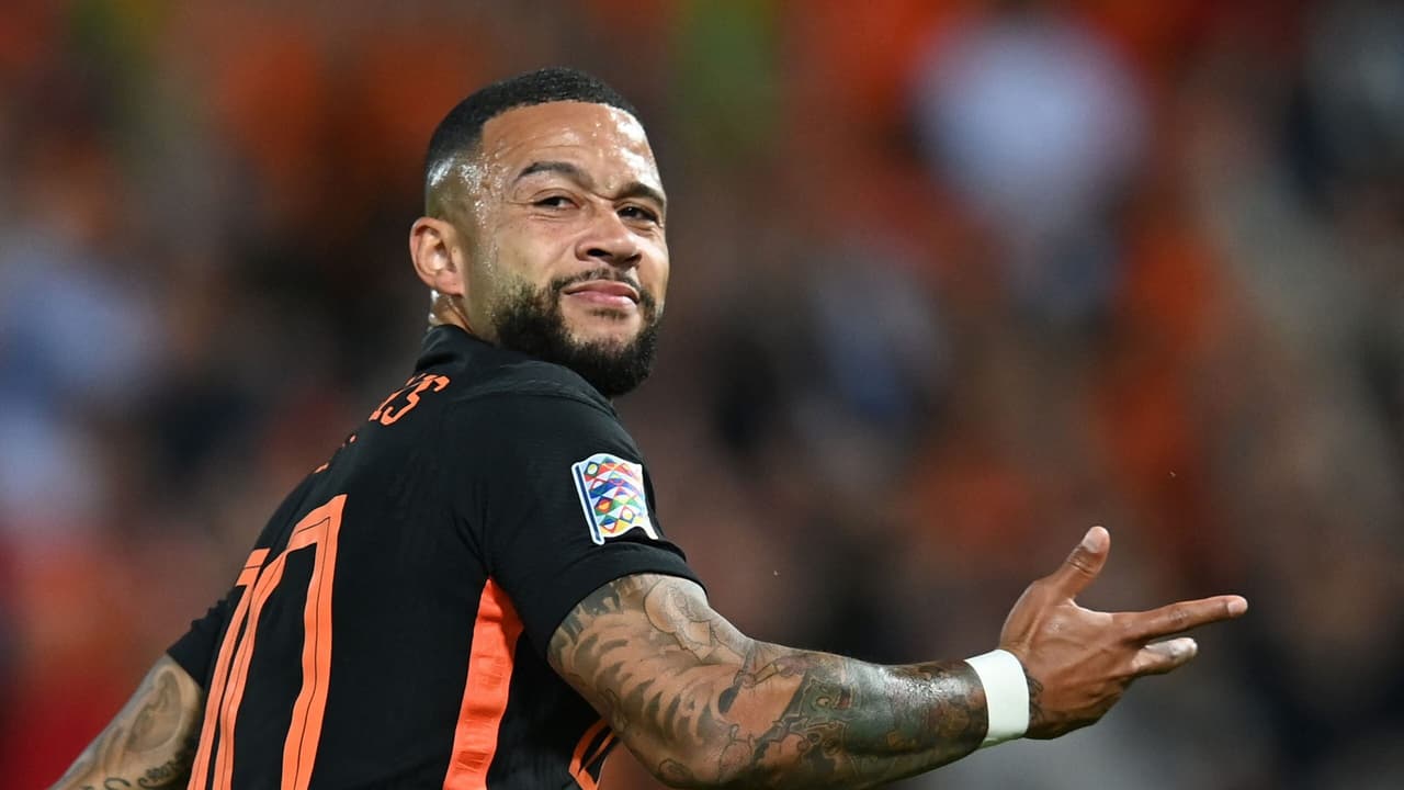 Depay aprovado em exames e Fabinho Soldado finaliza contratação na Holanda.