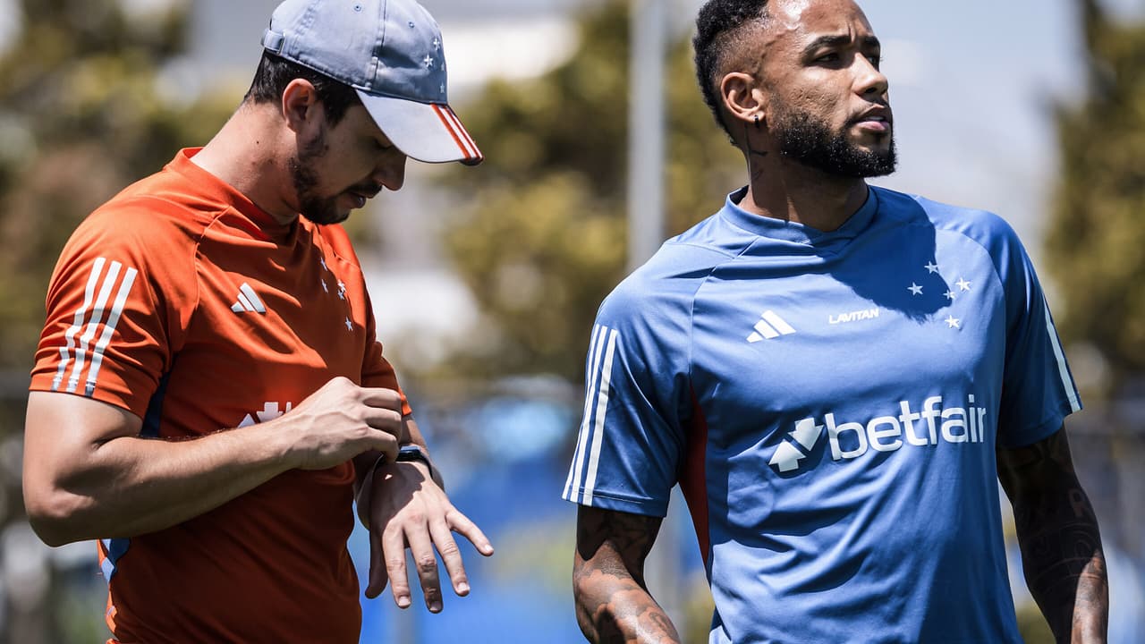 Expulsão de Rafa Silva: a mais rápida da história do Brasileirão.