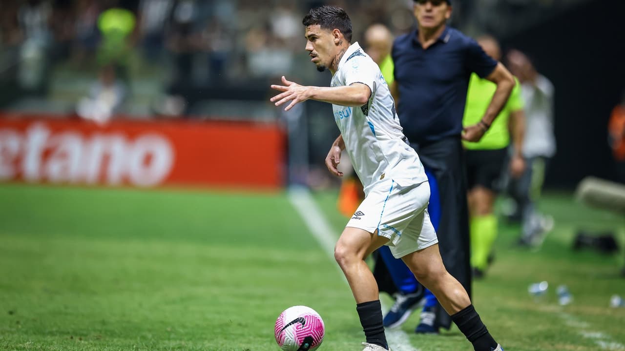 Renato analisa opções de substituição para vaga de Reinaldo no Gre-Nal.