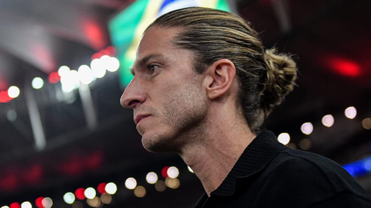 ELOGIADÍSSIMO! Torcedores do Flamengo reconhecem Filipe Luís como sucessor de Jorge Jesus