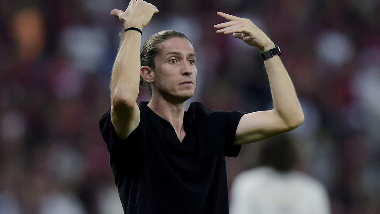Comparação entre Estreias de Filipe Luís como Treinador e Jogador no Flamengo
