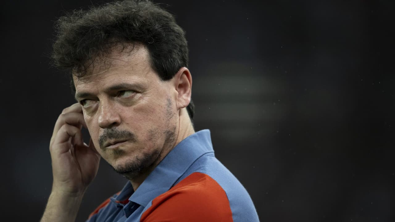 Diniz elogia desempenho do Cruzeiro e critica falta de chances do Fluminense