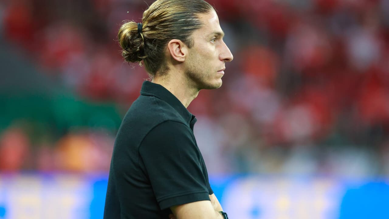 Filipe Luís justifica opção por Gabigol no banco em Inter x Flamengo