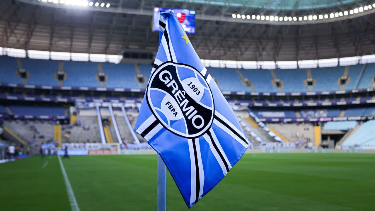 Arena tem setor esgotado para Grêmio x Fortaleza; confira parcial.