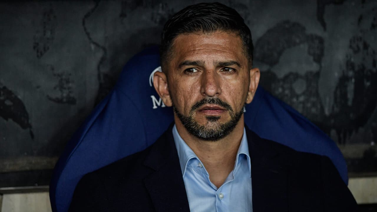 YURI AUSENTE! Diaz explica escalação, prioriza Brasileirão e mantém foco no time titular.