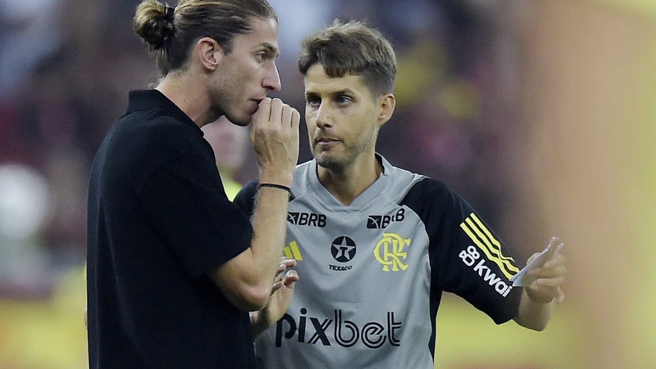 Promessa do Flamengo ganha destaque com lesão de De la Cruz