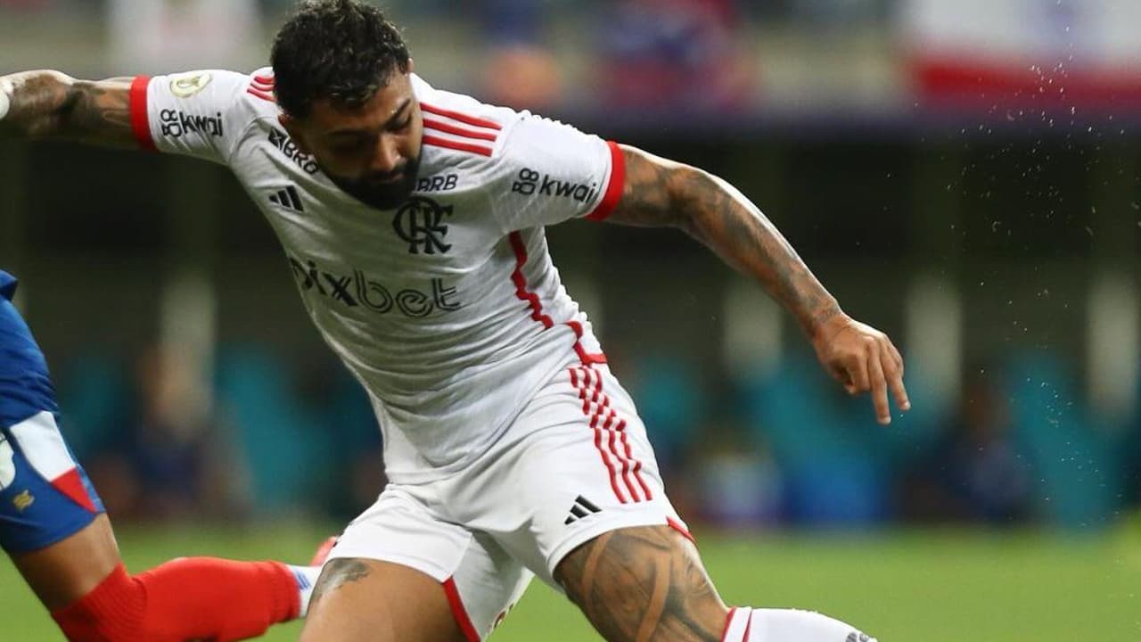 BOM JOGO?! Filipe Luís analisa jogo de centroavante