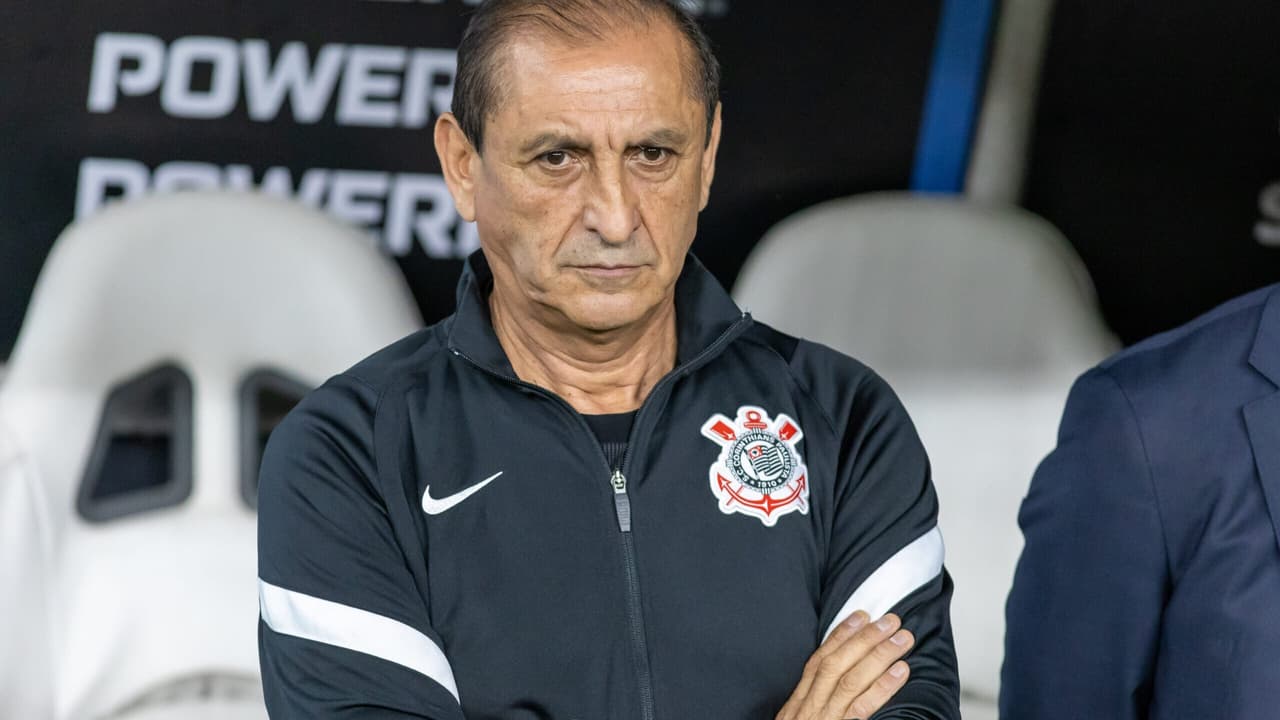 Corinthians busca vitória contra Cuiabá para escapar da zona de rebaixamento.