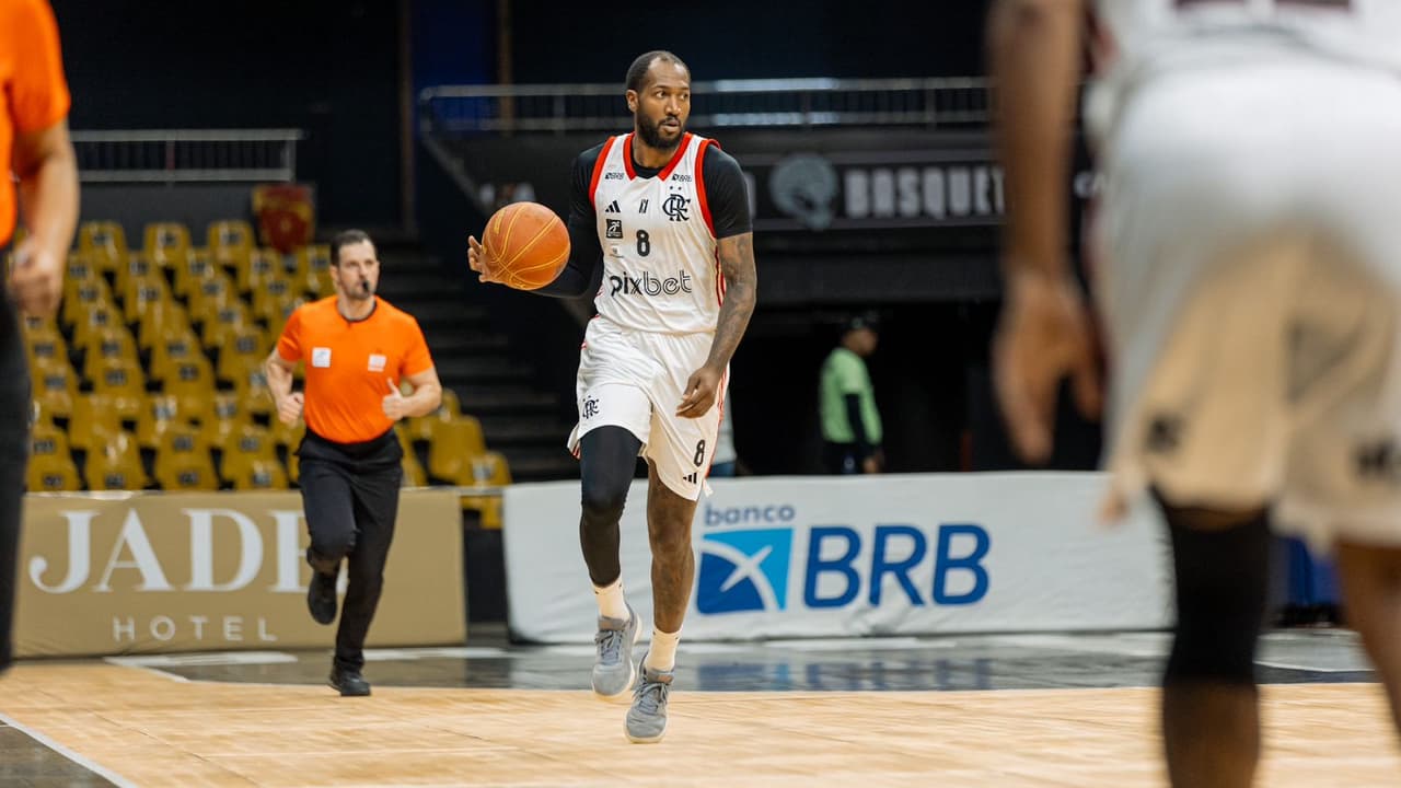 Flamengo Derrota Botafogo no Clássico do Torneio de Abertura do NBB