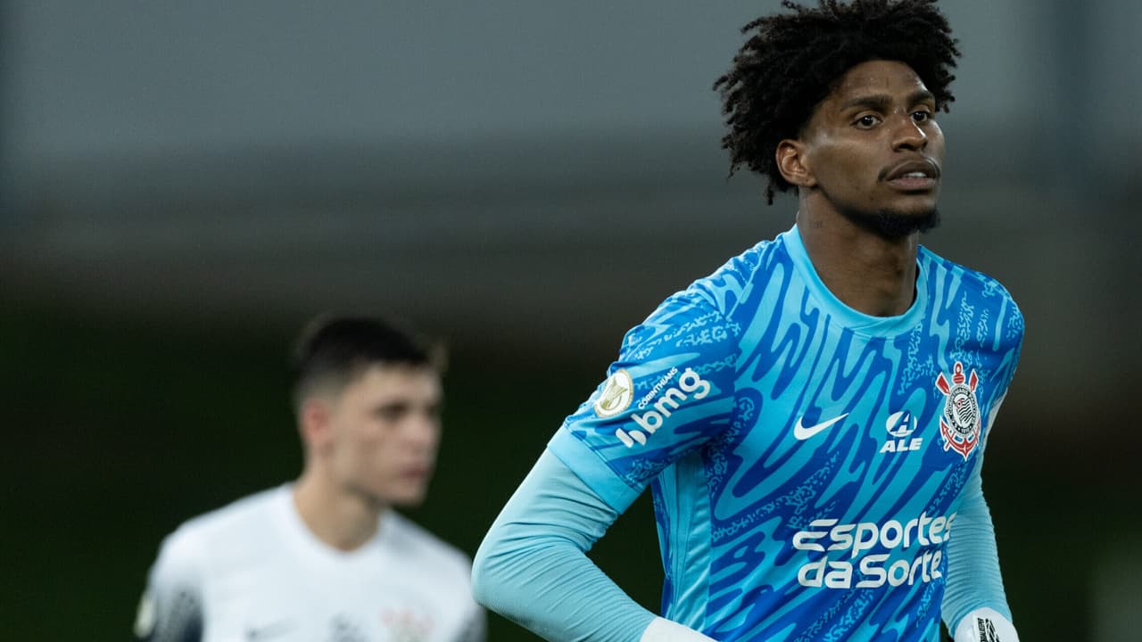 Corinthians enfrenta Racing com números assustadores: saiba mais sobre o confronto