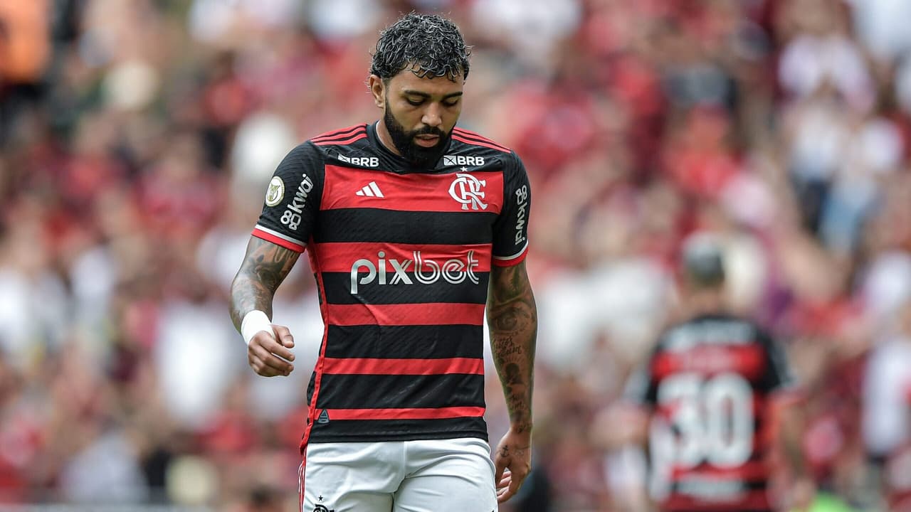 ANO TERRÍVEL! Gabigol tem mais impedimentos que finalizações certas na temporada do Brasileirão