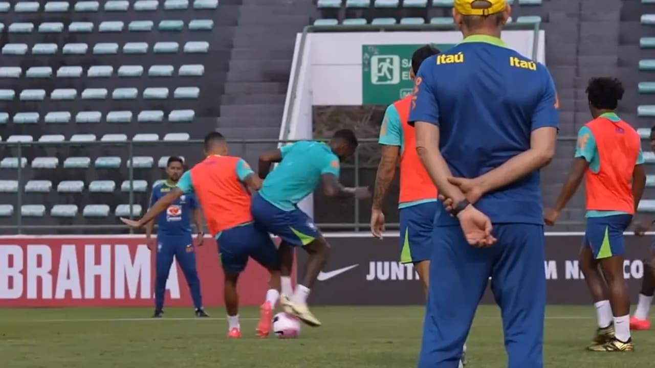 Flamengo decide sobre convocados para clássico contra o Fluminense.