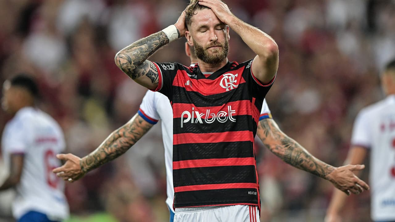 Léo Pereira Recebe Multa por Atraso em Treino do Flamengo