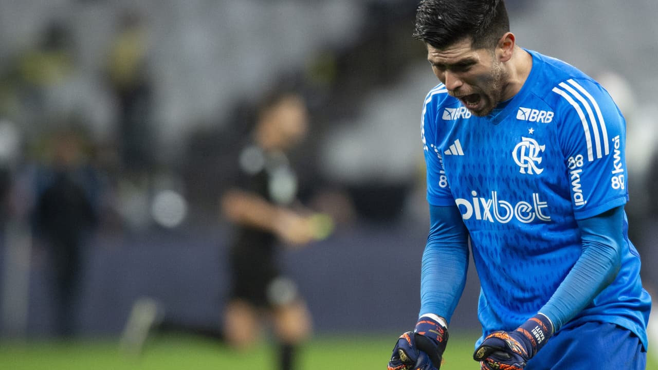 Tite Recebe Créditos de Rossi pela Classificação do Flamengo