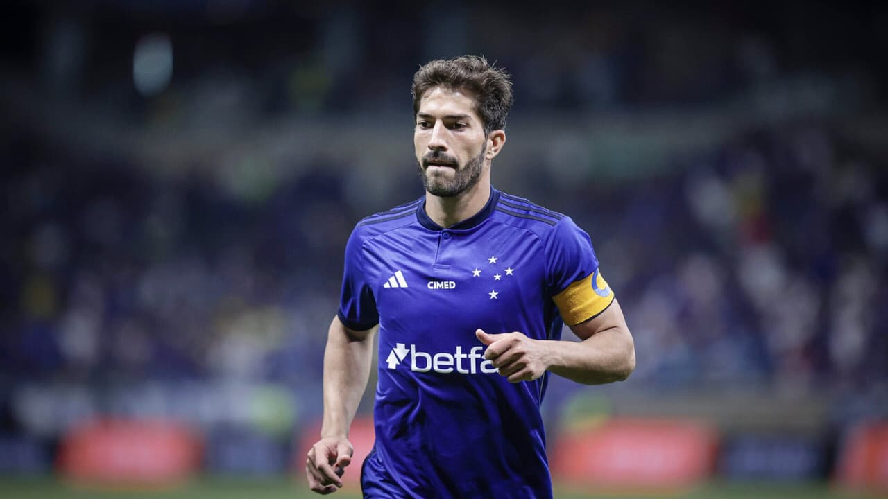 DINIZ FAZ ALTERAÇÕES E CRUZEIRO VENCE O CRICIÚMA! Vitória importante no Mineirão!