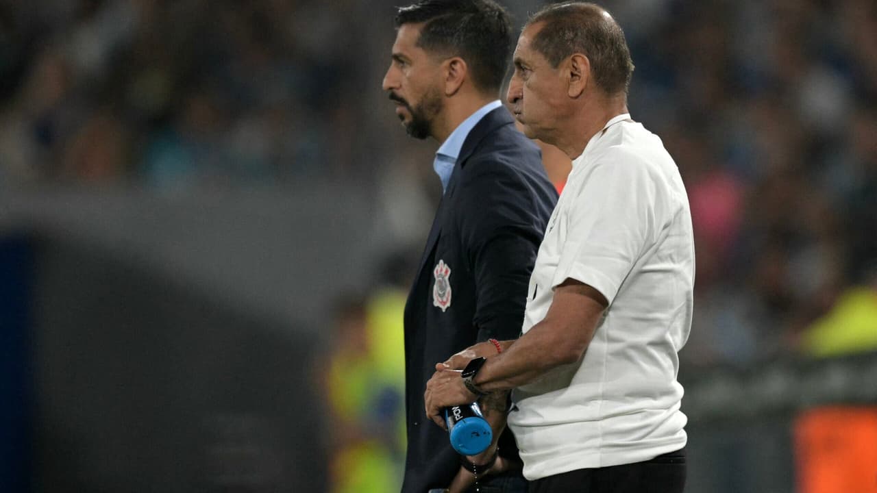 Ramón Díaz reafirma compromisso com o Corinthians e enfatiza: contrato em vigor.