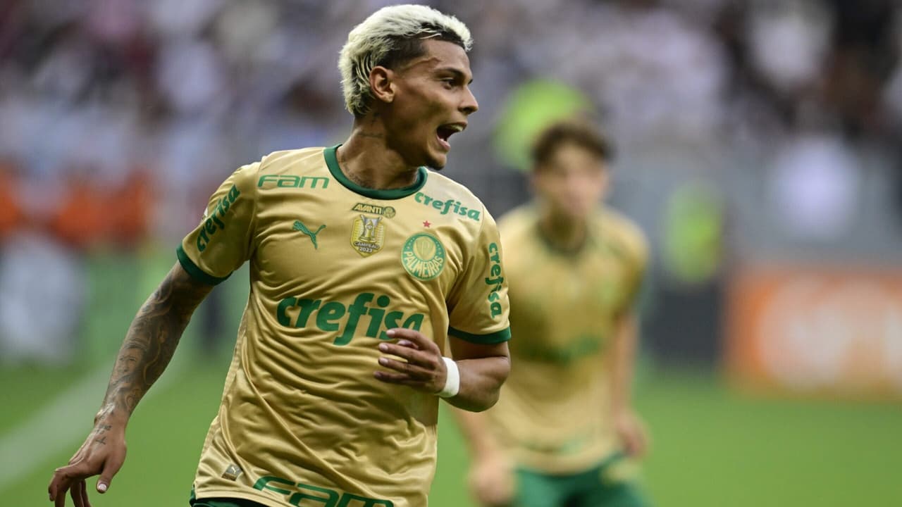Richard Ríos completa 100 jogos pelo Palmeiras