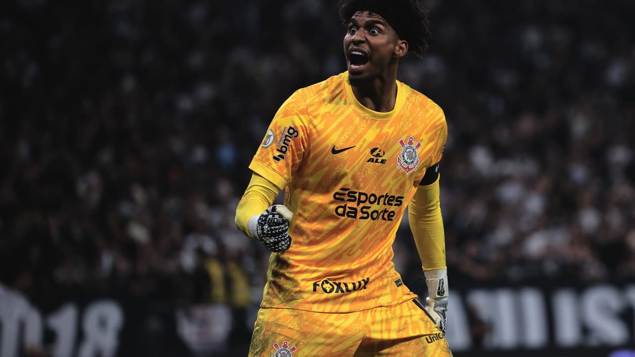 PODE VIRAR ÍDOLO? Boa fase de Hugo Souza no Corinthians e metas para 2025