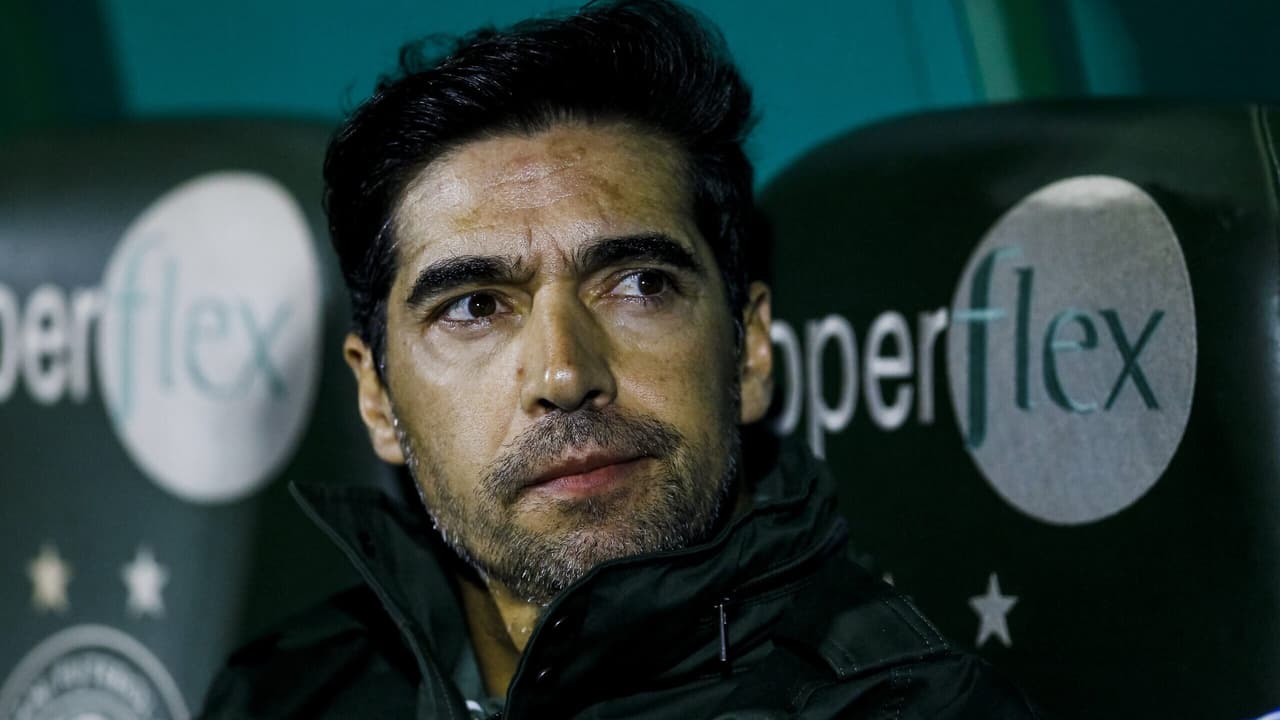 Torcedores contestam escolha de Abel Ferreira para comando técnico do Palmeiras