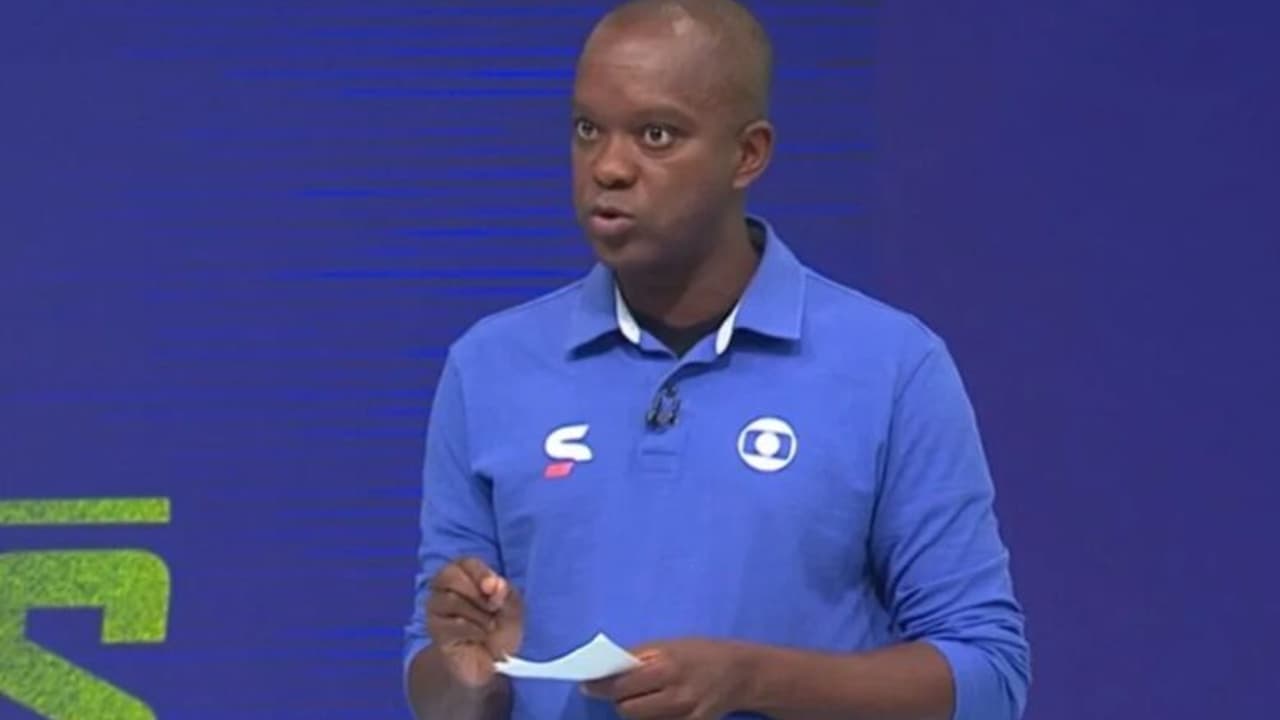 Erro da arbitragem na final entre Atlético-MG e Flamengo é apontado por PC Oliveira.