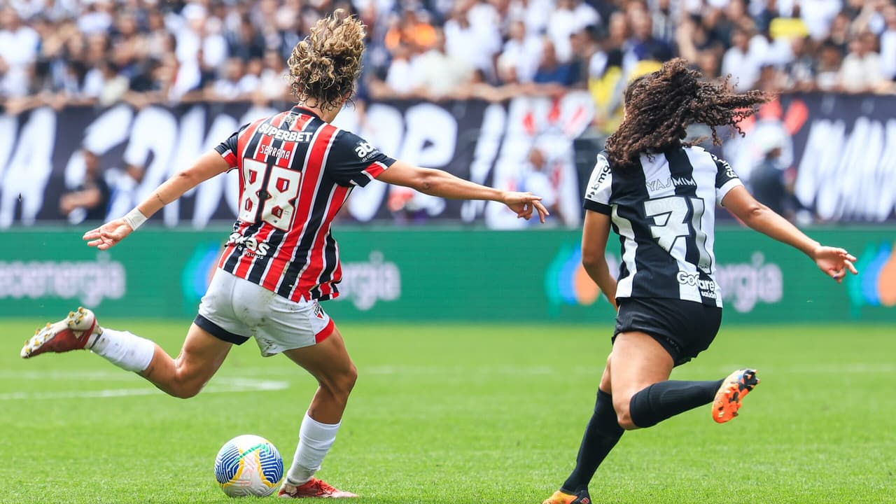 São Paulo e Corinthians: onde assistir e horário do duelo no Paulistão Feminino
