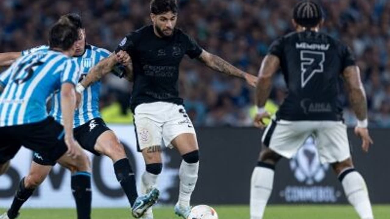 Corinthians confia em Memphis e Yuri para triunfar no dérbi.