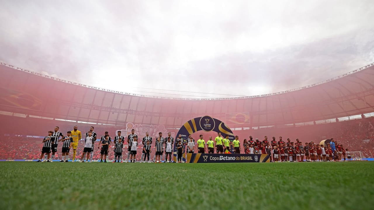 Jogo decisivo entre Atlético-MG e Flamengo na Copa do Brasil 2021