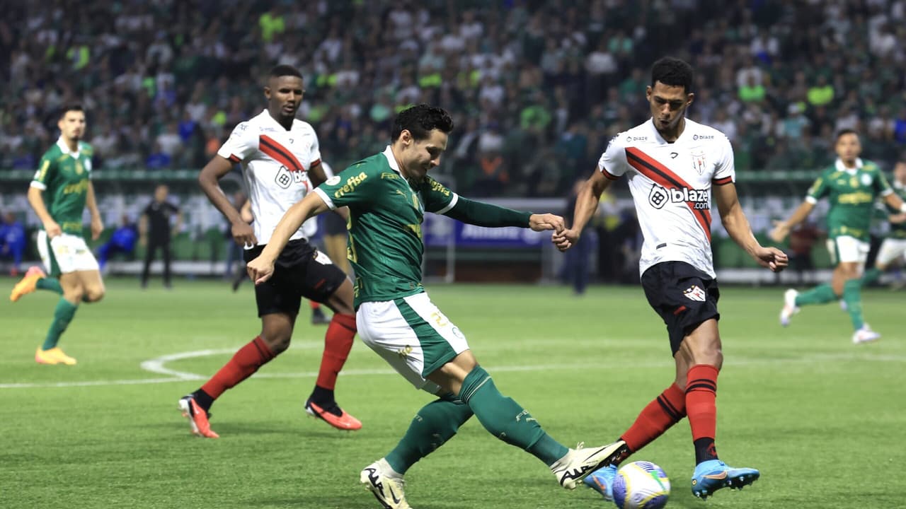 Atlético-GO x Palmeiras: onde assistir, horário e escalações do jogo pelo Brasileirão