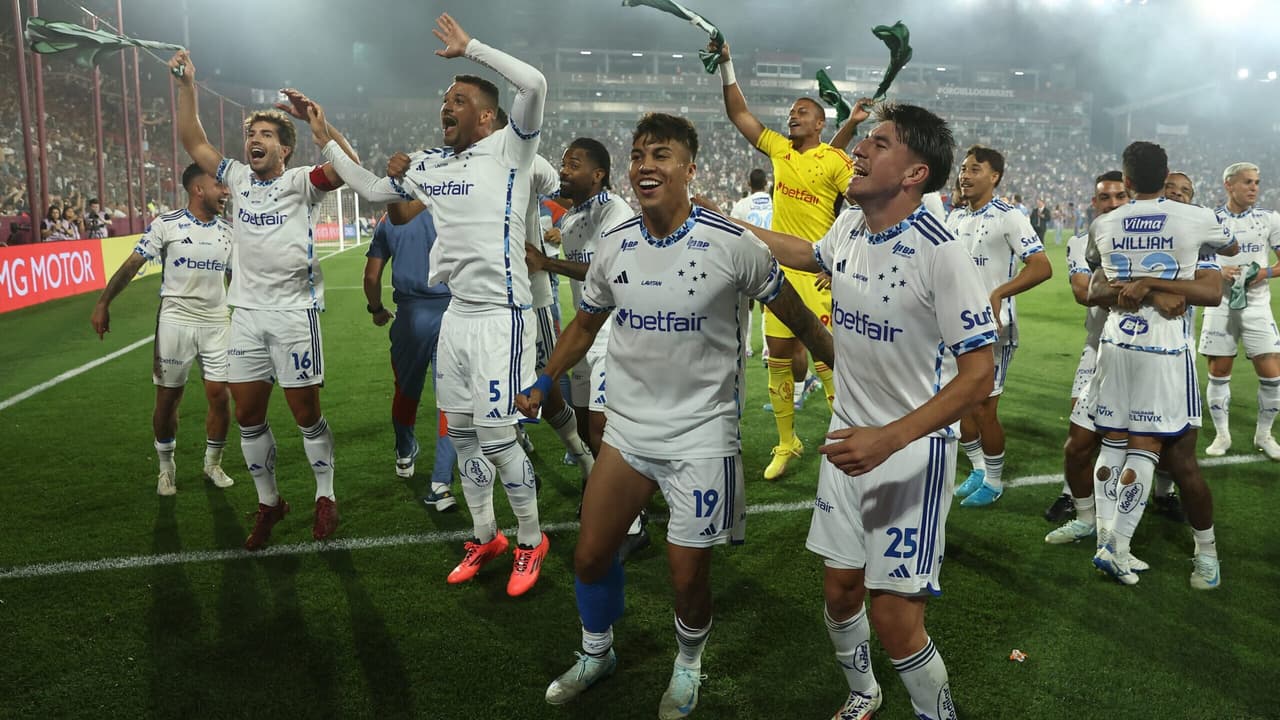 Decisão da Sul-Americana entre Cruzeiro e Racing traz antigos rivais de volta.