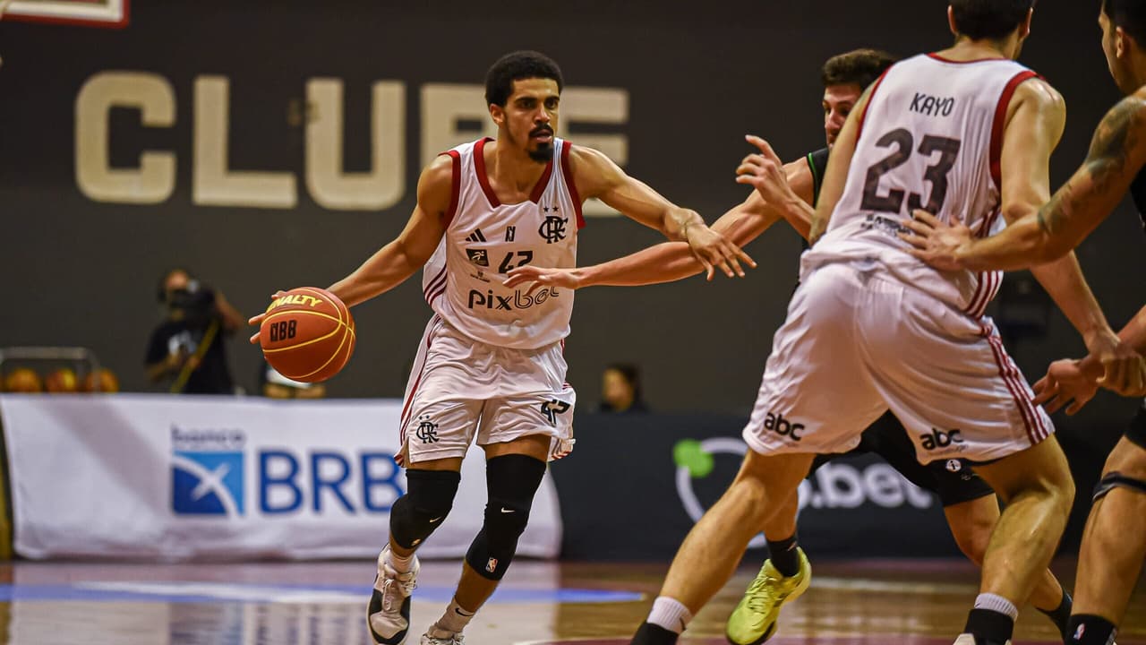 Pato Basquete x Flamengo: onde assistir e horário do jogo pelo NBB