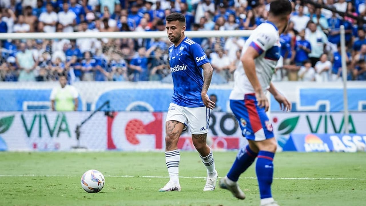 Cruzeiro empata com Betim; pressão sobre Diniz aumenta